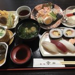 鮨処寺田 - 料理写真:花膳＝１５００円 税別