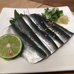 越中屋  - 生いわし造り 400円