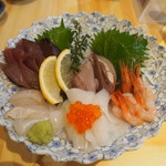 大衆酒場 天ぷら娯楽 - 鮮魚刺身盛り合わせ