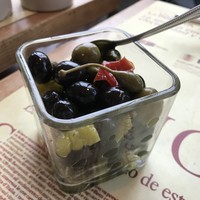Bar Espanol LA BODEGA 大阪店 - オリーブは食べ放題