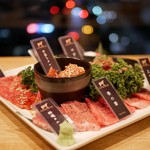 YAKINIKU A FIVE 徳 - 