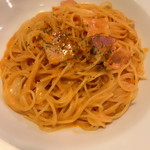 ナポリの食卓 - 4種のチーズトマトクリームパスタ