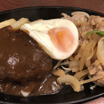 肉の万世 - ハンバーグと生姜焼きプレート 目玉焼きはタイムサービスでした。