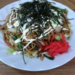 Tamagawaya - 麺密度高めの盛り、箸を入れて上げようとするとなかなかの抵抗力ｗ