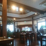 Shirakabe Kurabu - 店内