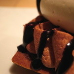 イデミスギノ - 切れそうなエッジのタルトレット（2011年12月22日）