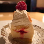 イデミスギノ - エベレスト断面（2011年12月22日）