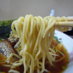 ぎょうざ家 ひろ - 2012年1月　麺は中細のややちぢれです