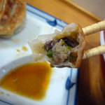 ぎょうざ家 ひろ - 2012年1月　ギョウザの断面です