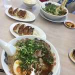 来来亭 - ネギがたっぷりで美味しいです