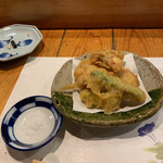 Fukumoto - タコの天ぷら、アスパラ天ぷら付き
