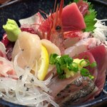 Uoyasu - 海鮮丼