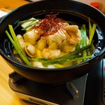 旬魚菜 plus 伊賀牛 ～悠～ - モツ鍋塩味