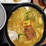 丸八 - カレー中華。うどん屋さんのカレー中華でミンチのトッピングは想定外でした(^_^;)