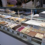 Zanoni&Zanoni - ショーケースの様子。