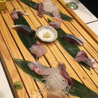いわ志 本店 - 5種お刺身盛り合わせ