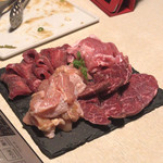 溶岩焼肉ダイニング bonbori - 