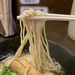 ラーメン うづまき - 【2019.8.3】中加水の細麺。