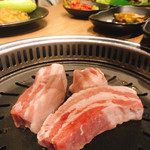 ヨプの王豚塩焼 熟成肉専門店 - 