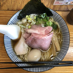 中華そば よしかわ 上尾店 - レアチャーシューは、５枚。