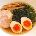 Menoudou Katsu - 羅臼昆布 醤油ラーメン (限定)