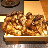 4000 Chinese Restaurant - 今日の食材　松茸
