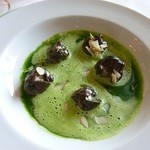 Benoit Alain Ducasse - エスカルゴのポワレとパセリのスープ