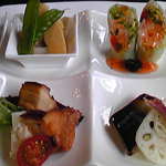 切麦屋 あいだ - これは、他の日の前菜４種。