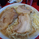 ラーメン二郎 - 三枚の子豚