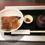 Unayoshi - 鰻丼　6切れ