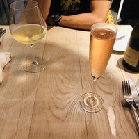 QUAND L'APPETIT VA TOUT VA ! - テーブル席