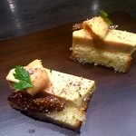 レストラン バカール - フォアグラテリーヌとイチジク、ブリオッシュ ブラックべっパーの香り　