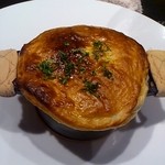 レストラン バカール - すっぽんで仕込む冬のコンソメ フォアグラのポアレを添えて