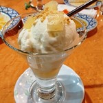 チャオタイ - ンゴ ヤッ サイ サパロッ＆アイスクリーム