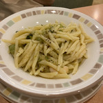 サイゼリヤ - エビとズッキーニのトロフィエ ¥399(税込)