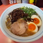 Hakata Ra-Men Shibaraku - 魚介敦豚骨ラーメン８７０円