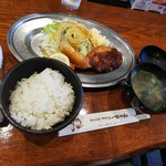 洋食屋 New 狸 - 料理写真:たぬき定食