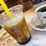 ドトールコーヒーショップ - ドリンク写真:ブレンドSとタピオカ黒糖ミルク