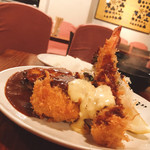 洋食や”B” - eセット（ハンバーグ、カニクリーム、エビフライ）