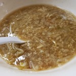 ラーメン 子ブタ屋 - スープもバランスが良い