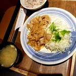 Teishoku Ya Jimbee - 生姜焼き定食 734円