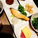 定食屋 甚兵衛 - ほのぼの定食おかず達