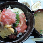 活魚 千葉屋 - ‎海鮮丼1100円2018‎年‎9‎月‎22‎日千葉屋