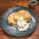 She - スフレパンケーキ¥1,200