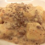 トラットリア 29 - 「ニョッキ　生クリームと牛・豚のラグーソース」：優しい甘さのニョッキに、雄々しい香りと食感！