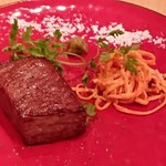 肉 もつ 土穂 - ヒレ？