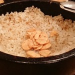 肉 もつ 土穂 - 石焼ガーリックライス