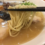大龍ラーメン - 麺リフト