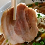 赤城高原サービスエリア（下り線） - 【2019.8.25(日)】みそラーメン(並盛)770円のチャーシュー