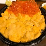 海鮮処 魚屋の台所 - 生うに丼、いくらトッピング